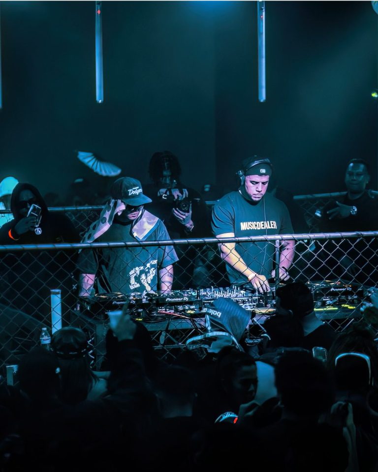 Busterkun and Mt. Sierra